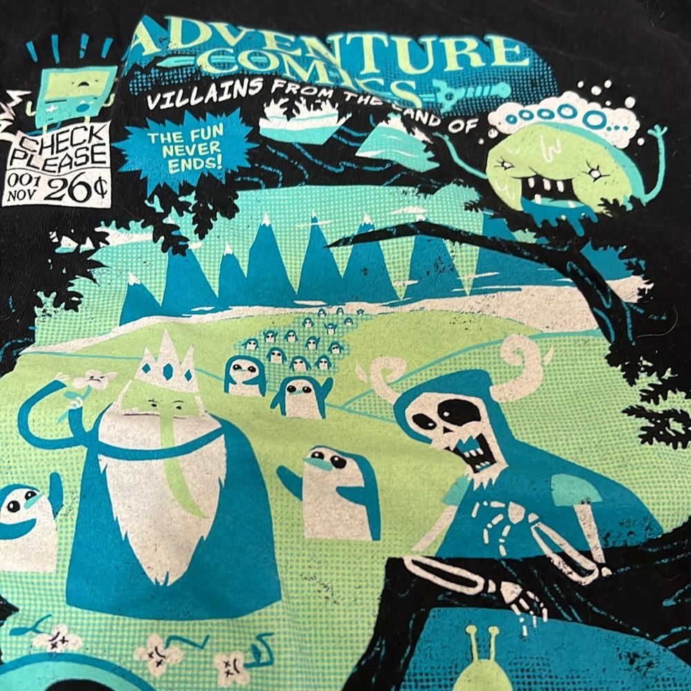 Adventure comics tshirt - Picture 2 of 3